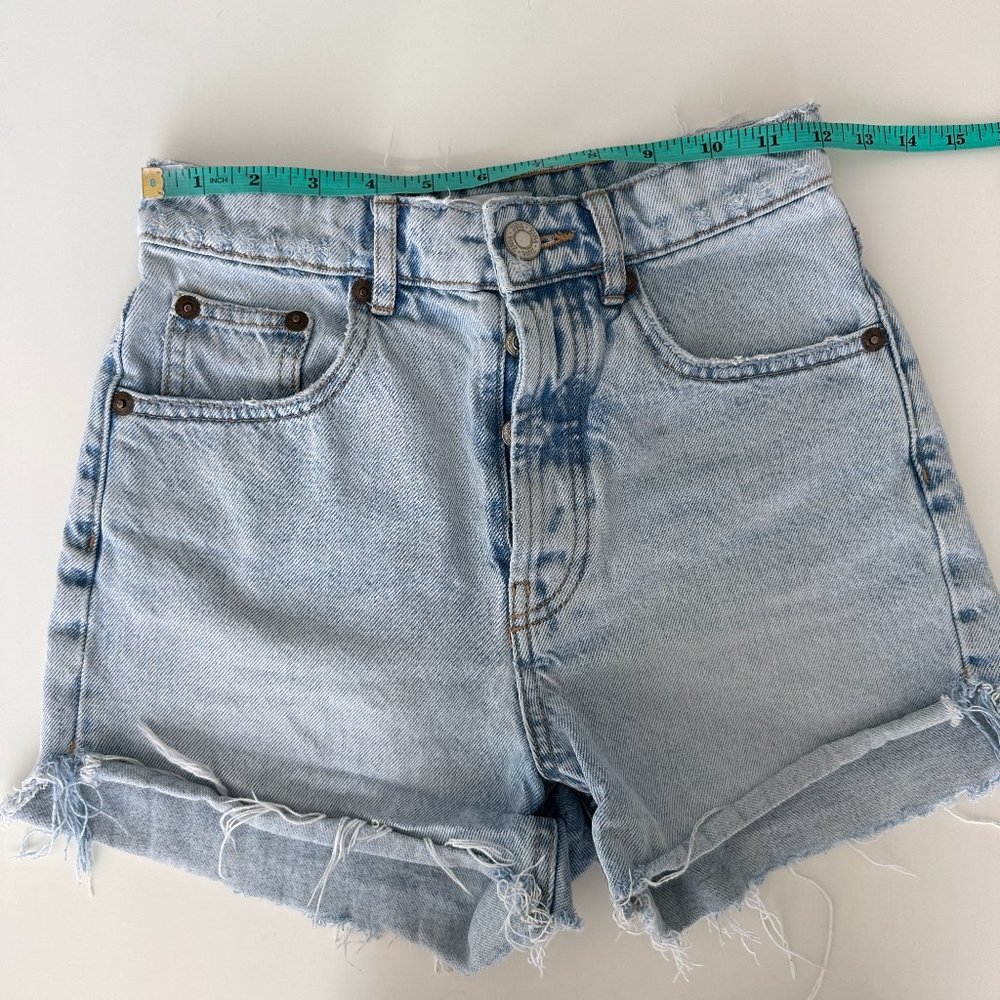 Zara high rise denim cutoff shorts - Picture 5 of 9